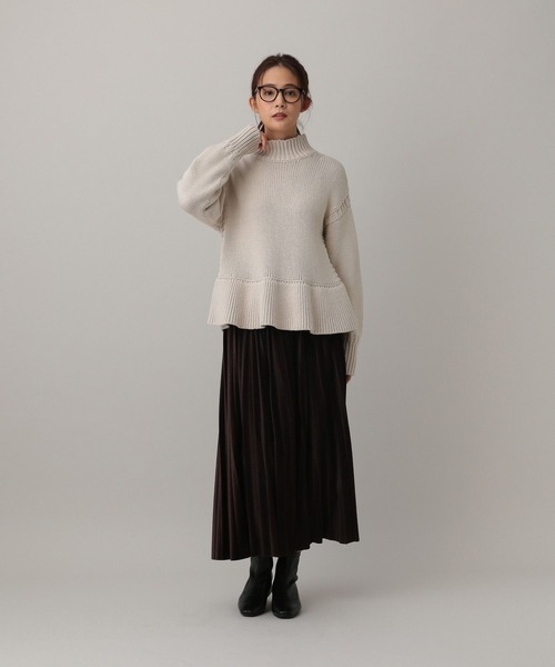 GLOBAL WORK（グローバルワーク）の「MATINEE LINE/ペプラムハイネックプルオーバー/611158（ニット/セーター・レディース・レッド/ブラウン/グレイッシュベージュ・MEDIUM/LARGE）」の8枚目の写真