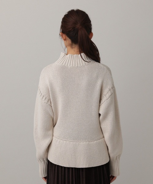 GLOBAL WORK（グローバルワーク）の「MATINEE LINE/ペプラムハイネックプルオーバー/611158（ニット/セーター・レディース・レッド/ブラウン/グレイッシュベージュ・MEDIUM/LARGE）」の18枚目の写真