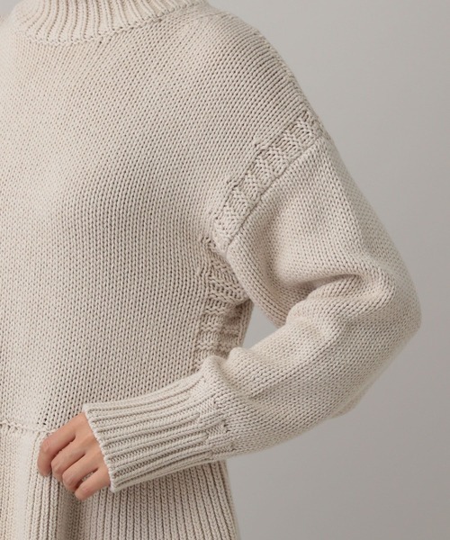 GLOBAL WORK（グローバルワーク）の「MATINEE LINE/ペプラムハイネックプルオーバー/611158（ニット/セーター・レディース・レッド/ブラウン/グレイッシュベージュ・MEDIUM/LARGE）」の21枚目の写真