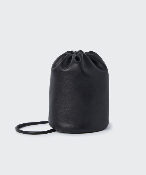 MUSINSA STANDARD WOMAN（ムシンサスタンダードウーマン）の「ウィメンズミニダッフルスリングバッグ[ブラック]（メッセンジャーバッグ・レディース・その他・FREE）」の2枚目の写真