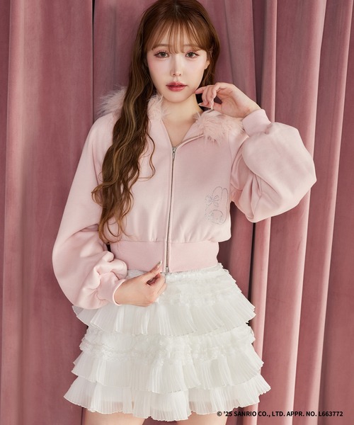 one after another NICE CLAUP（ワンアフターアナザーナイスクラップ）の「【マイメロディ／クロミコラボ】ファー付きパーカー（パーカー・レディース・ピンク/チャコールグレー・FREE）」の6枚目の写真