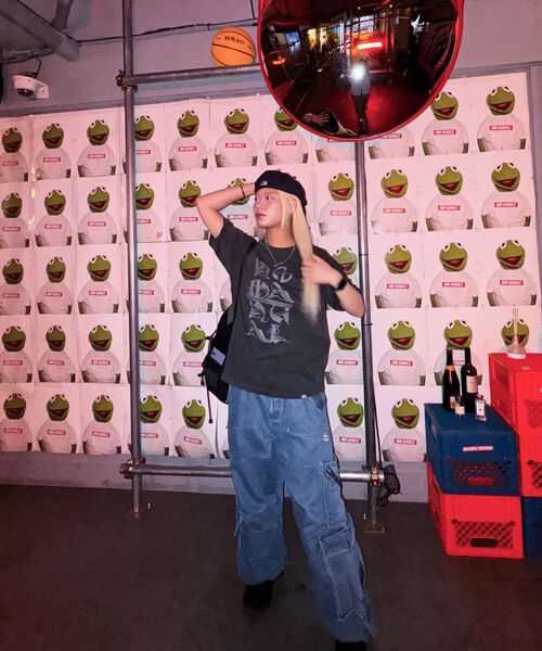 NOMANUAL（NOMANUAL）の「BLACK LETTER T-SHIRT - CHARCOAL（Tシャツ/カットソー・レディース・その他・X-LARGE/LARGE/MEDIUM/SMALL）」の5枚目の写真