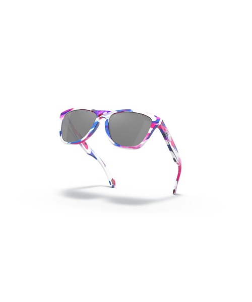 OAKLEY(オークリー)の「オークリー サングラス Frogskins (ローブリッジフィット) Kokoro Collection/コラボ/紫外線対策/OAKLEY(サングラス・メンズ・ホワイト系その他・ONE SIZE)」の2枚目の写真