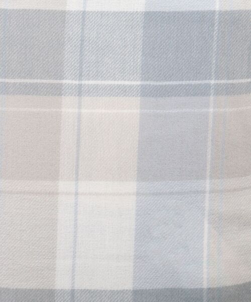 MAJESTIC LEGON（マジェスティックレゴン）の「クリーミータッチチェックストール（ストール/ショール・レディース・ブルー系その他2/ブラウン系その他2/ベージュ系その他2・FREE）」の8枚目の写真