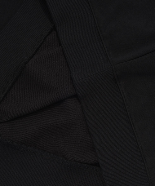 COVERNAT(カバーナット)の「アーチロゴドロップフィットスウェットブラック(スウェット・レディース・その他・LARGE/SMALL/MEDIUM/X-LARGE)」の5枚目の写真