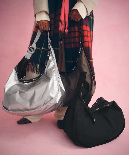 LeSportsac（レスポートサック）の「【LeSportsac for ADAM ET ROPE'】LARGE SPORTSAC LT (SOLID)（ショルダーバッグ・レディース・ブラック/ブラウン・FREE）」の4枚目の写真