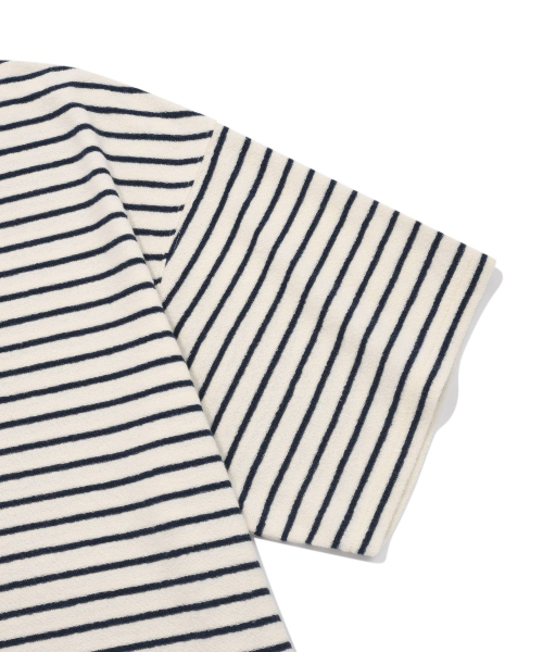 COVERNAT(カバーナット)の「テリーストライプオープンカラーTシャツネイビー(ポロシャツ・レディース・その他・SMALL/MEDIUM/LARGE/X-LARGE/XX-LARGE)」の5枚目の写真