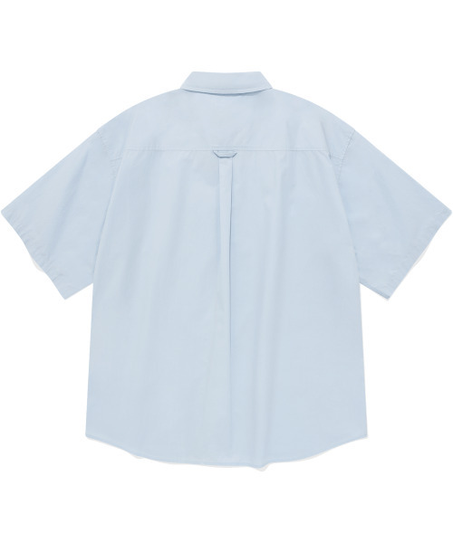 COVERNAT(カバーナット)の「ウェイルロゴコットンハーフシャツライトブルー(シャツ/ブラウス・レディース・その他・LARGE/X-LARGE/XX-LARGE/SMALL)」の2枚目の写真