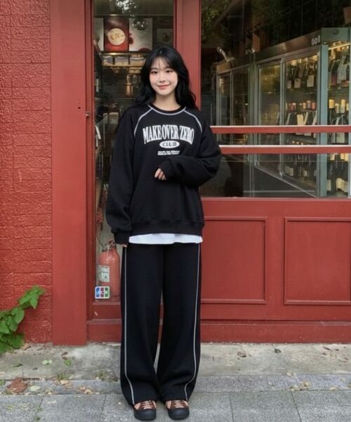 MOZMOZ(モズモズ)の「サイドステッチワイドトレーニングパンツグレー(スウェットパンツ・メンズ・その他・M/XL/XXL)」の5枚目の写真