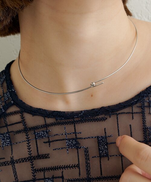 Omekashi（オメカシ）の「プチワイヤーチョーカー（ネックレス・レディース・ゴールド/シルバー・ONE SIZE）」の4枚目の写真