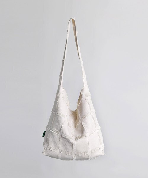 GREEN STUFF(グリーンスタッフ)の「シンプルなショッパーバッグ62エスニックフリンジ - ivory(ショルダーバッグ・レディース・その他・FREE)」の1枚目の写真