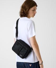 GUESS JEANS（ゲスジーンズ）の「GUESS JEANS Shoulder Bag ショルダーバッグ  （ショルダーバッグ）」