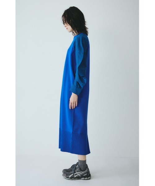 HeRIN.CYE(ヘリンドットサイ)の「Volume sleeve knit dress ボリュームスリーブニットドレス(ワンピース・レディース・ブラック/オフホワイト/ブルー・FREE)」の14枚目の写真
