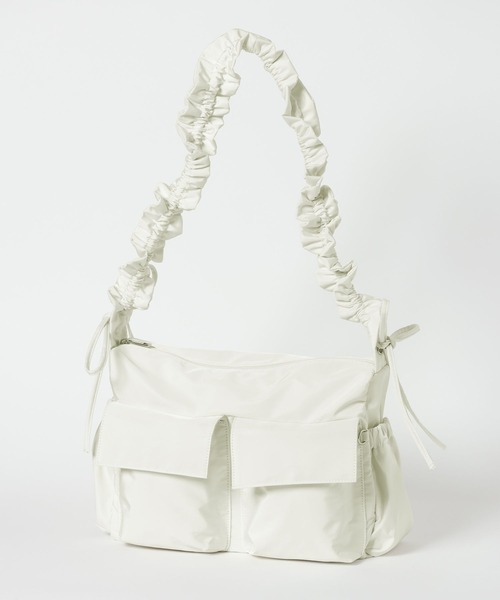 Heather（ヘザー）の「ナイロンシャーリングBAG　638751（ショルダーバッグ・レディース・ブラック系その他/アイボリー/ブラック・ONE SIZE）」の7枚目の写真