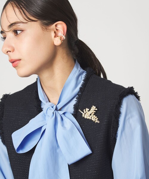 green label relaxing（グリーンレーベルリラクシング）の「リーフ＆フェイクパール ブローチ（ブローチ/コサージュ・レディース・ゴールド/シルバー・FREE）」の4枚目の写真
