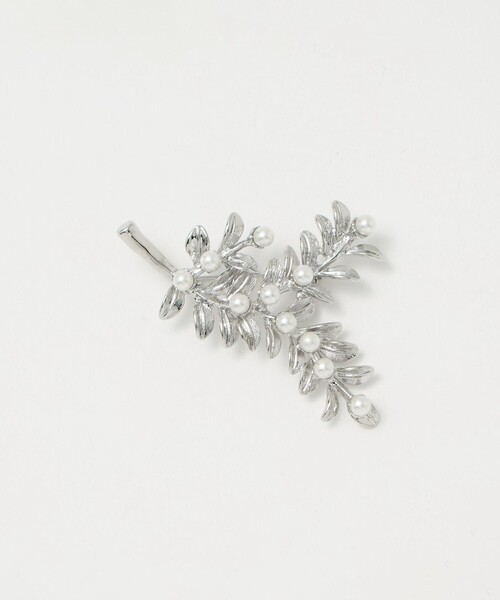 green label relaxing（グリーンレーベルリラクシング）の「リーフ＆フェイクパール ブローチ（ブローチ/コサージュ・レディース・ゴールド/シルバー・FREE）」の10枚目の写真