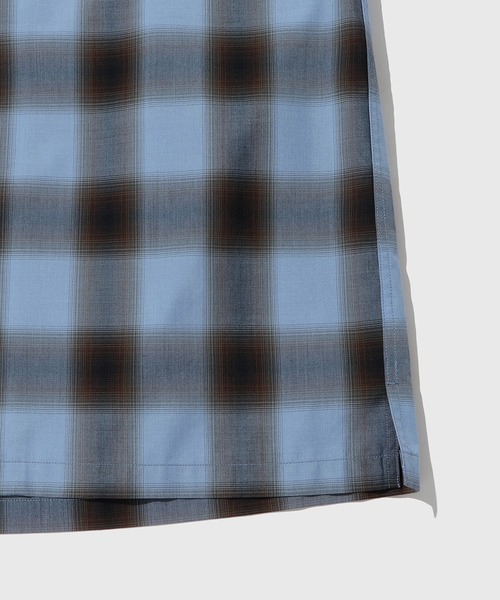 ADAM ET ROPE'(アダムエロペ)の「オンブレチェック オープンカラーシャツ(シャツ/ブラウス・メンズ・ブルー系その他6/ブラック系その他2/ブラウン系その他3・M/L)」の8枚目の写真