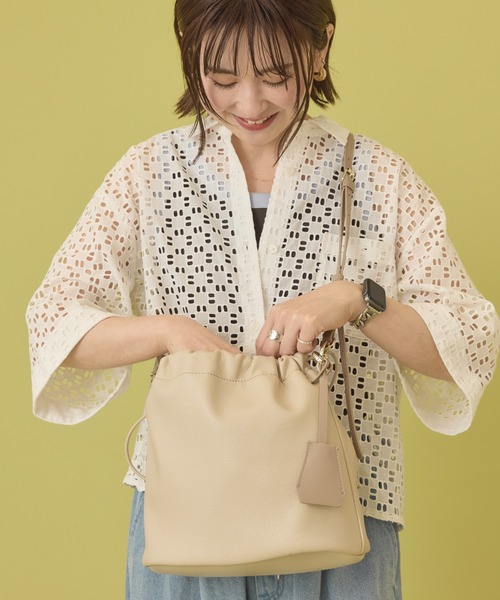 AMERICAN HOLIC(アメリカンホリック)の「【ZOZO限定】3WAY巾着ショルダーバッグ(ショルダーバッグ・レディース・ブラック/ブルー/グレイッシュベージュ/シルバー/ライトベージュ/ダークブラウン・FREE)」の17枚目の写真