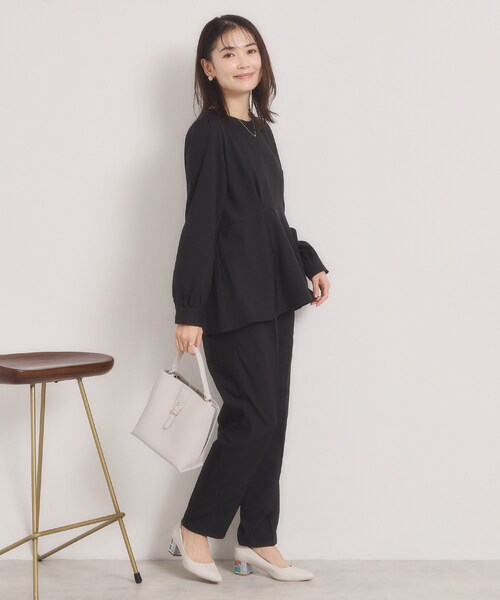 ITS'DEMO(イッツデモ)の「【洗濯機OK/イージーケア】ツイルストレッチペプラムブラウス(シャツ/ブラウス・レディース・ナチュラル/ブラック・00)」の8枚目の写真