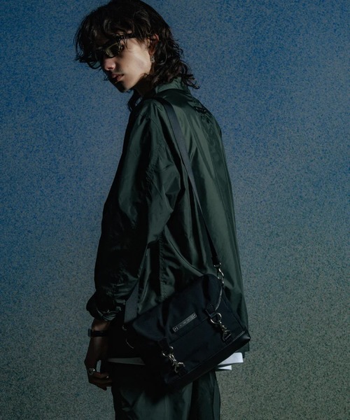 CRIMIE（クライミー）の「CRIMIE/クライミー/MILES OG 3LAYER SHOULDER BAG（ショルダーバッグ・メンズ・ブラック・F）」の8枚目の写真