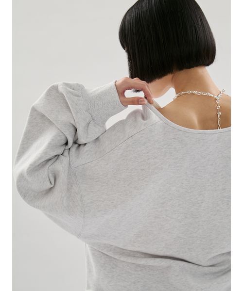 emmi（エミ）の「Vネックスウェットプルオーバー【セットアップ対応】（スウェット・レディース・チャコールグレー/レッド/ライトグレー・F）」の14枚目の写真