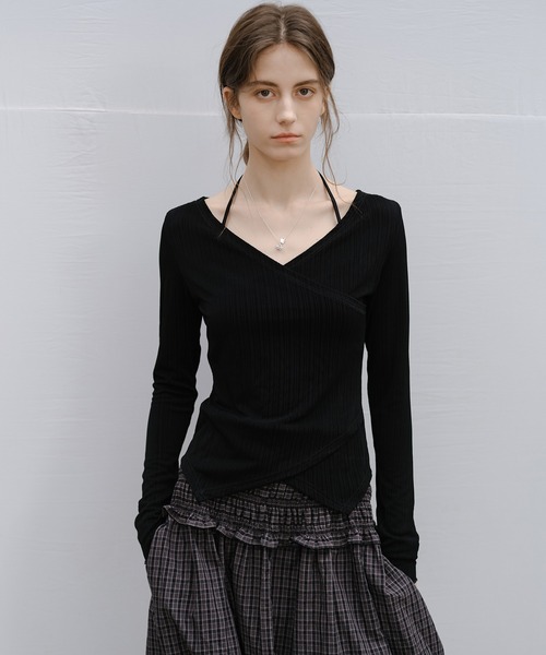 tageechita（タジチタ）の「【tageechita】ラップネック 長袖カットソー（Tシャツ/カットソー・レディース・ブラック/アイボリー・L/M/S）」の3枚目の写真