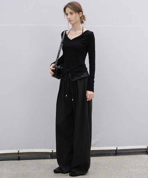 tageechita（タジチタ）の「【tageechita】ラップネック 長袖カットソー（Tシャツ/カットソー・レディース・ブラック/アイボリー・L/M/S）」の4枚目の写真