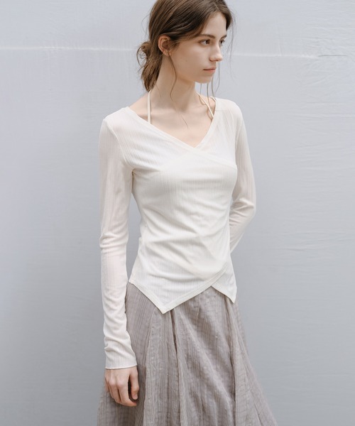 tageechita（タジチタ）の「【tageechita】ラップネック 長袖カットソー（Tシャツ/カットソー・レディース・ブラック/アイボリー・L/M/S）」の13枚目の写真