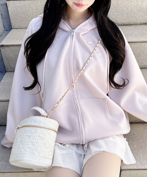 INGNI(イング)の「胸プレート付ダンボールダブルジップパーカー(パーカー・レディース・グレー/ライトピンク/ブラック/アイボリー・M)」の1枚目の写真