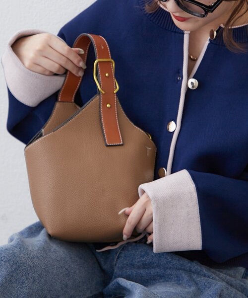 Remind me and forever（リマインドミーアンドフォーエバー）の「【もちもち感が魅力】配色デザインスポンディッシュカーディガン（カーディガン/ボレロ・レディース・アイボリー/ライトグレー/ベージュ/ネイビー・FREE）」の7枚目の写真