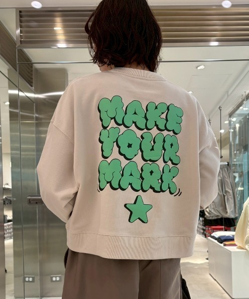 CONVERSE TOKYO(コンバーストウキョウ)の「BACK PRINT MESSAGE SWEAT(スウェット・レディース・ベージュ/ブラック/グレー・FREE)」の1枚目の写真