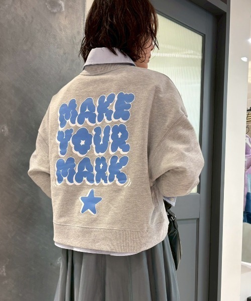 CONVERSE TOKYO(コンバーストウキョウ)の「BACK PRINT MESSAGE SWEAT(スウェット・レディース・ベージュ/ブラック/グレー・FREE)」の5枚目の写真
