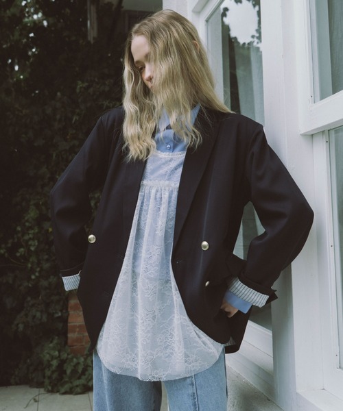 archives(アルシーヴ)の「金釦オーバーショルダーテーラードジャケット(テーラードジャケット・レディース・ネイビー/ベージュ・MEDIUM)」の5枚目の写真