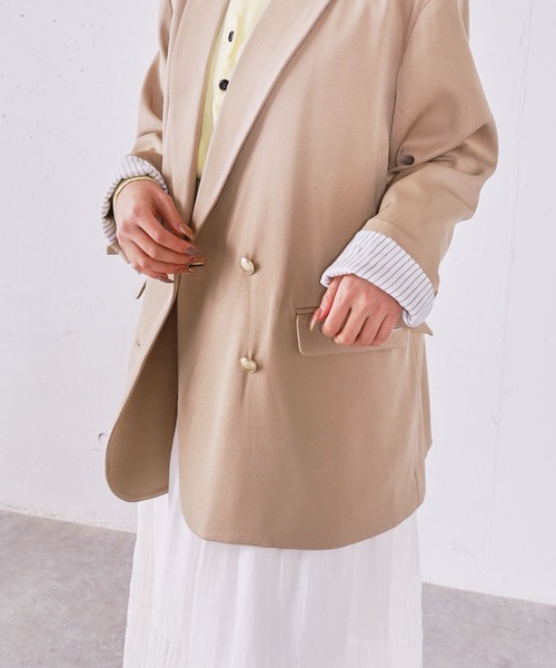 archives(アルシーヴ)の「金釦オーバーショルダーテーラードジャケット(テーラードジャケット・レディース・ネイビー/ベージュ・MEDIUM)」の21枚目の写真