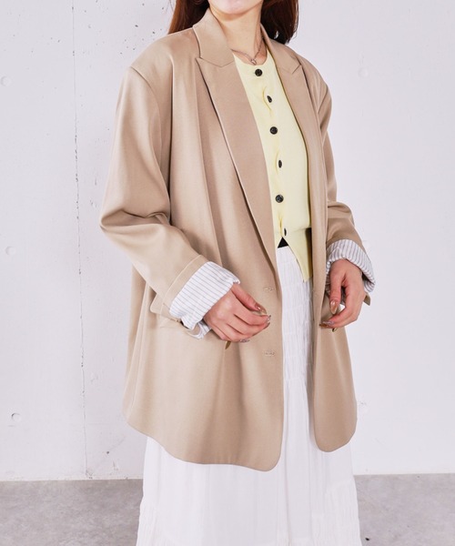 archives(アルシーヴ)の「金釦オーバーショルダーテーラードジャケット(テーラードジャケット・レディース・ネイビー/ベージュ・MEDIUM)」の17枚目の写真
