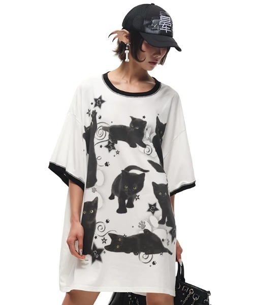 L.H.P(エルエイチピー)の「CFIERCE/フィアス/MAGIC KITTY OVERSIZED T-SHIRTS(Tシャツ/カットソー・レディース・ホワイト・S/M)」の1枚目の写真