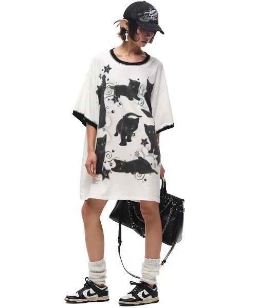 L.H.P(エルエイチピー)の「CFIERCE/フィアス/MAGIC KITTY OVERSIZED T-SHIRTS(Tシャツ/カットソー・レディース・ホワイト・S/M)」の3枚目の写真