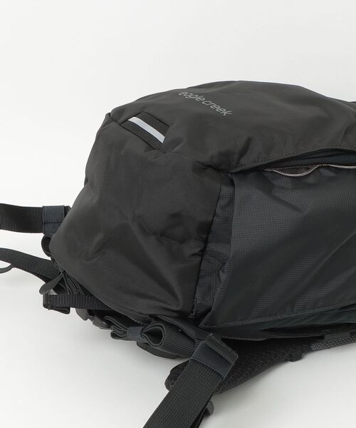 EagleCreek（イーグルクリーク）の「EagleCreek/Ranger Backpack 16L（バックパック/リュック・メンズ・ブラック・FREE）」の4枚目の写真