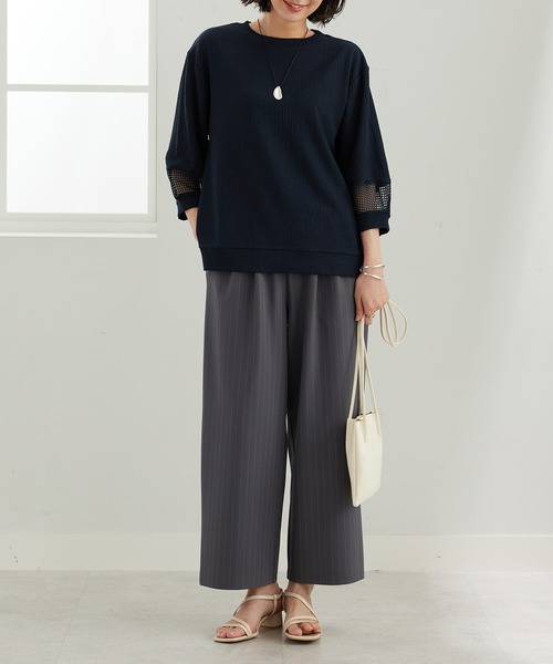 BELLUNA PLUS(ベルーナ)の「ジャカード素材袖メッシュプルオーバー(Tシャツ/カットソー・レディース・チャコール/ネイビー/ペールイエロー/ワイン・X-LARGE/MEDIUM/LARGE)」の7枚目の写真
