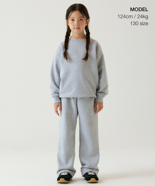 MUSINSA STANDARD KIDS（ムシンサスタンダードキッズ）の「起毛オーバーサイズスウェットシャツ [ミディアムグレー]（スウェット・レディース・その他・100/110/120/130/140/150/160）」の2枚目の写真