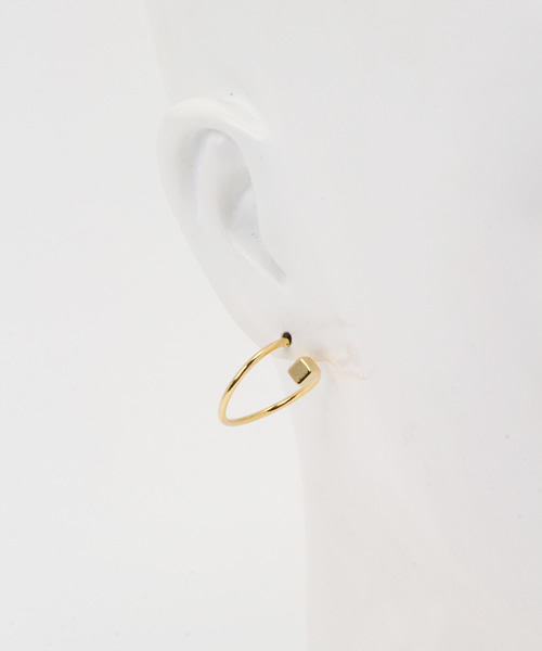 SENSE OF PLACE by URBAN RESEARCH（センスオブプレイスバイアーバンリサーチ）の「CF オープンサークルピアス（ピアス（両耳用）・レディース・ゴールド・FREE）」の4枚目の写真