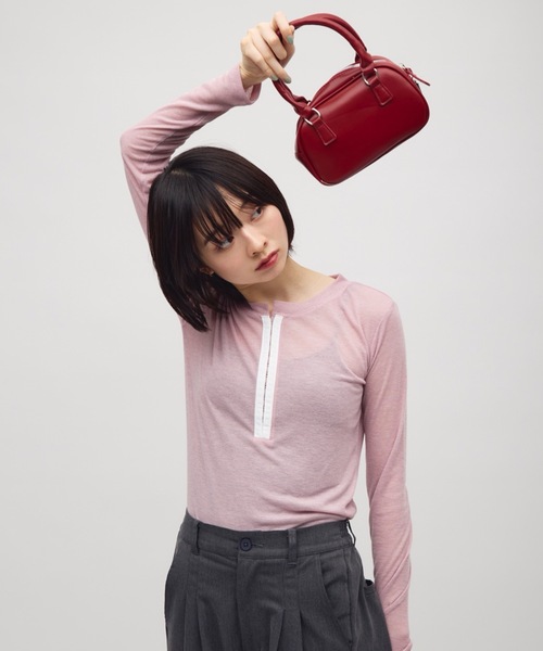 TONER(トナー)の「ラウンドミニバッグ/ロゴプレート付き(ショルダーバッグ・レディース・レッド/ブラウン/ブラック・FREE)」の21枚目の写真