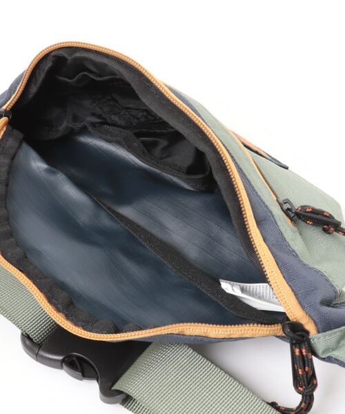 BILLABONG(ビラボン)の「BILLABONG メンズ BALI WAISTPACK 2L ショルダーバッグ 【2026年春夏モデル】(ショルダーバッグ・メンズ・グリーン系その他/ブラック・FREE)」の6枚目の写真