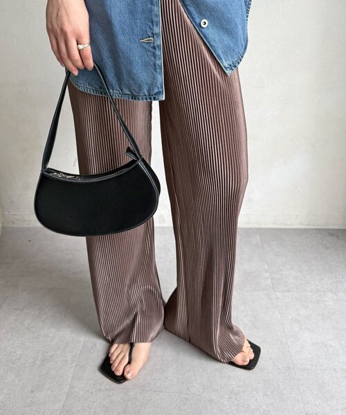 DouDou（ドゥドゥ）の「【WEB限定】アコーディオン楊柳イージーパンツ（その他パンツ・レディース・アイボリー/モカ/グレー・FREE）」の3枚目の写真