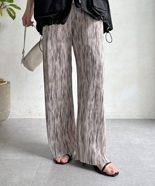 DouDou（ドゥドゥ）の「【WEB限定】アコーディオン楊柳イージーパンツ（その他パンツ・レディース・アイボリー/モカ/グレー・FREE）」の10枚目の写真