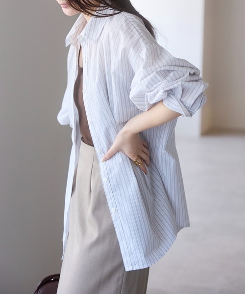 PREFERIR（プレフェリール）の「ウエストタックオーバーサイズシャツブラウス （ストライプ/無地/体型カバー／ボリューム袖／ヒップ丈）（シャツ/ブラウス・レディース・ブルー/サックスブルー/ホワイト/ベージュ・FREE）」の3枚目の写真