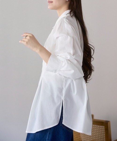 PREFERIR（プレフェリール）の「ウエストタックオーバーサイズシャツブラウス （ストライプ/無地/体型カバー／ボリューム袖／ヒップ丈）（シャツ/ブラウス・レディース・ブルー/サックスブルー/ホワイト/ベージュ・FREE）」の21枚目の写真