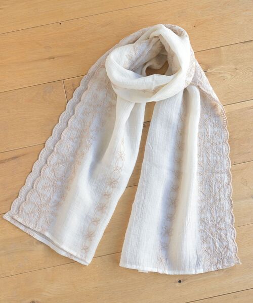 rps(アールピーエス)の「刺繍大判ストール(ストール/ショール・レディース・ミント/イエロー/アイボリー/ブルー・フリー)」の12枚目の写真