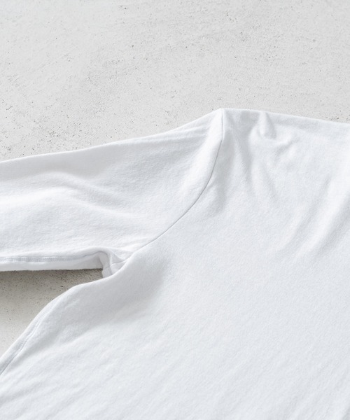 quadro(クオドロ)の「スーピマ接結ニットタートルネックプルオーバー(Tシャツ/カットソー・レディース・ダークネイビー/ブルーグレー/サンドベージュ・FREE)」の8枚目の写真