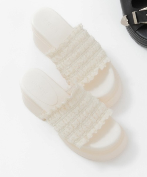 3.3 Field Trip (3.3フィールドトリップ)の「3.3 Field Trip/ギャザー厚底サンダル(サンダル・レディース・アイボリー/ブラック・SMALL/MEDIUM/LARGE)」の1枚目の写真